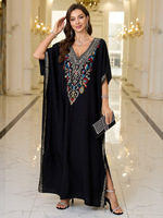 Robe longue Kaftan Baishiwei 2026 respirante grande taille à manches courtes avec motif floral brodé, col en V, cache-maillot de plage pour femme
