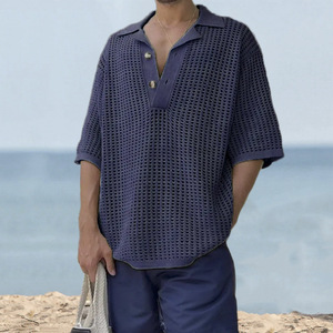 Nova Coleção Primavera Verão: Suéter Masculino de Tricô Solto com Gola Virada e Detalhes Vazados em Cor Sólida – Moda e Conforto. - Product Image 2