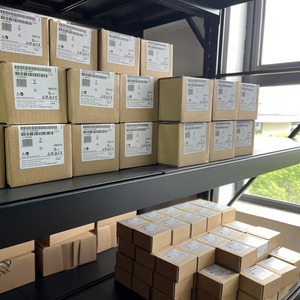 Módulo Controlador PLC, Control Industrial, Convertidor de Frecuencia RS485, A06B-1404-B904 # F302 en Stock 240V/110V/220V - Product Image 6