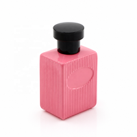 Flacon de parfum de luxe rose côtelé en verre, personnalisé, rectangulaire, vide, élégant, à rayures carrées, avec zone d'impression de logo