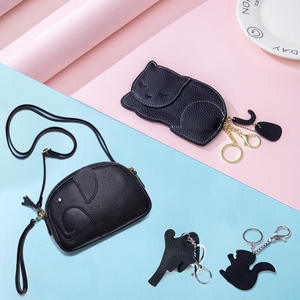 La combinaison d'animaux en cuir véritable vous accompagne pour revisiter l'ancien porte-monnaie + pendentif de sac + pendentif de clé + sac à bandoulière - Product Image 3