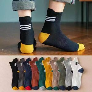 2025 Cotton Sọc Biểu Tượng Tùy Chỉnh Màu Sắc Rắn Spandex Cotton Vớ Dày Giản Dị Mùa Xuân Mùa Hè Crew Nylon Người Đàn Ông Ăn Mặc Vớ - Product Image 6