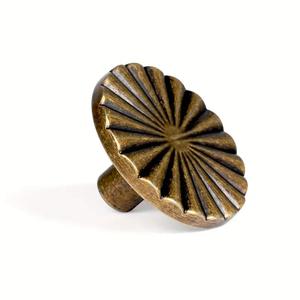 Poignée de tirage moderne en alliage de zinc pour portes de placard semi-circulaires, commode, tiroir, cuisine - Durable, installation facile, chambre à coucher, hôtel - Product Image 1