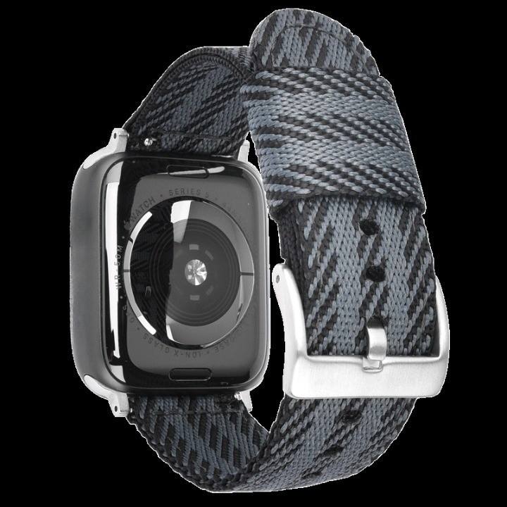 สีดำสีฟ้า