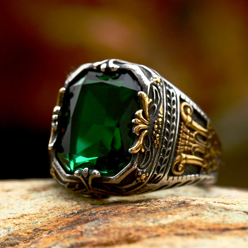 Stainless Steel Men's Turkish Green Crystal Ring Customizable Odm