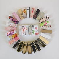 Boîte en papier personnalisée auto-érigée pour gloss à lèvres, gaufrage, pelliculage mat, revêtement UV, matériaux recyclés pour l'emballage de cosmétiques et de rouges à lèvres
