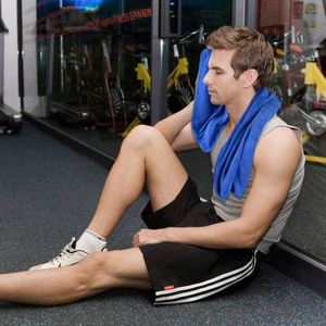 Serviette de sport en microfibre à séchage rapide personnalisable pour la gym – Offre spéciale - Product Image 4