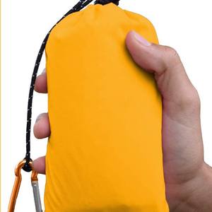 Manta de picnic para exteriores Woqi de 60x55 cm, impermeable, de nailon, compacta, rectangular, para camping y playa. - Product Image 1