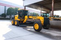 Niveleuse à moteur Changlin PY220H 220HP avec moteur Cummins, système et pompe entièrement hydrauliques pour entrepreneurs et concessionnaires du secteur de la construction