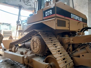 รถดันดิน Caterpillar D7R มือสองสำหรับขาย - เครื่องยนต์ 206 แรงม้า ความจุดันดิน 5.6 เมตร น้ำหนักเครื่อง 20700 กิโลกรัม ผลิตในญี่ปุ่น ของแท้ - Product Image 5