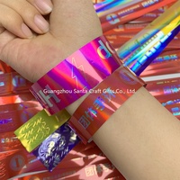 Gelang Kertas Holografik Laser Berkilau Warna-warni yang Dapat Disesuaikan, Gelang Kertas Sekali Pakai untuk Identifikasi Pesta