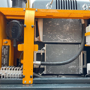 Excavatrice Hyundai 220LC-9T d'occasion de 22 tonnes, moteur Cummins, vérin hydraulique Eaton, pelle sur chenilles à haute efficacité, à vendre - Product Image 6