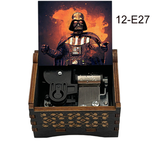 Boîte à musique en bois à remonter, imprimée en couleur, sur le thème de la <span class=keywords><strong>Star</strong></span> de cinéma célèbre <span class=keywords><strong>Star</strong></span> <span class=keywords><strong>Wars</strong></span>, pour les fans, les amis, la famille, cadeau d'anniversaire - Product Image 1