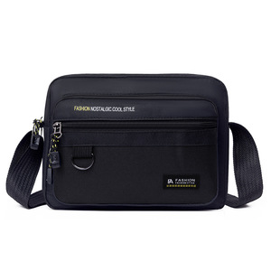 Nouvelle collection pour hommes : Sac bandoulière horizontal décontracté, élégant et minimaliste, avec rangements multiples, idéal pour les affaires - Product Image 2