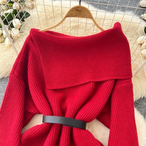 Elegante Maglione Stile Dea con Vita Stretta e Spalle Scoperte - Primavera - Product Image 5