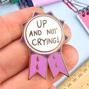 Vente chaude sur mesure bleu paillettes métal émail broche artisanat et ne pleure <span class=keywords><strong>pas</strong></span> prix broche Badge prix pour vestes broches - Product Image 2