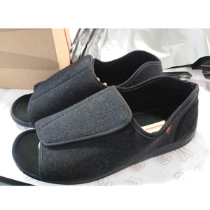 Pantoufles en velours côtelé pour femmes confortables réglables à crochet et boucle en mousse à mémoire de forme chaussures d'intérieur à dos fermé pour les pieds gonflés diabétiques - Product Image 6