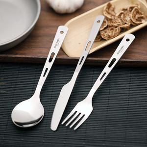 Juego de Cubiertos de Titanio con Cuchara, Tenedor y Cuchillo, con Mosquetón de Titanio, Cubertería para Camping, Vajilla para Exteriores, Spork - Product Image 4