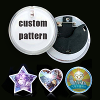 Aanpasbare logo-broche met glitter voor Kerstmis, bruiloften, Valentijnsdag, LED-verlichte broche, speld, reversbadge