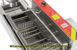 Máquina freidora de rosquillas griegas de gas industrial, máquina formadora de rosquillas mochi, máquina para hacer rosquillas de 3 moldes - Product Image 6