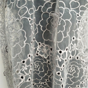 Tela de Encaje Bordada con Organza Floral de Lujo, con Flores 3D, para Confección de Vestidos y Bolsos, Poliéster Ecológico - Product Image 4