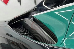 Bouches d'aération de garde-boue arrière en fibre de carbone sèche de style OEM pour <span class=keywords><strong>Ferrari</strong></span> <span class=keywords><strong>SF90</strong></span> - Product Image 6