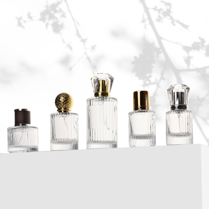 Tùy Chỉnh 100Ml Búa Thủy Tinh Phẳng Chai Nước Hoa Với Phun Cap Miễn Phí Cao Bao Bì Biểu Tượng Tùy Chỉnh <span class=keywords><strong>Atomizer</strong></span> Bộ Sưu Tập - Product Image 2