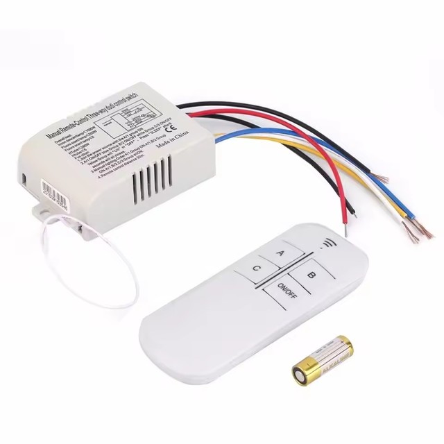 New Arrival 220V 3 Way ON/OFF Digital RF Remote Control Switch Wireless for Light Lamp Switcher Splitter