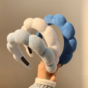 Blue cloud-shaped <strong>headband</strong> for women, high-crown wide-band hair clip for washing face, trendy <strong>2023</strong> autumn/winter <strong>new</strong> style - Product Image 2