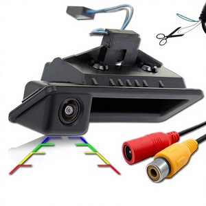 กล้องมองหลังแบบ Full HD พร้อมสวิตช์ท้ายรถ 12V ใช้ได้กับรถยนต์ซีรีส์ 3/ซีรีส์ 5 ปี 2008-2011 และปี 2011-2014 - Product Image 1