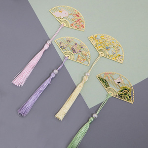 Elegante Marcador Metálico en Forma de Abanico con Borla y Perla, Artesanía Oriental en Esmalte, Papelería Creativa, Regalo de Recuerdo para Mujeres - Product Image 1