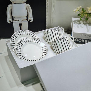 Vente en gros de vaisselle européenne de luxe en porcelaine noire, ensemble de 4 assiettes et tasses - Product Image 6