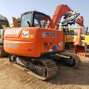 Mini-excavatrice Hitachi ZX70 d'occasion, marque japonaise, 7 tonnes, sur chenilles en caoutchouc, avec moteur Yanmar et groupe motopropulseur. - Product Image 2