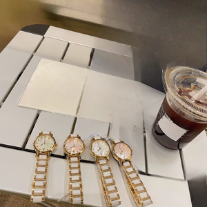 Reloj de Lujo de Alta Gama con Movimiento de Cuarzo de Precisión, Correa de Cerámica Dorada, Espejo de Zafiro, Resistente al Agua para Uso Diario, Longines - Product Image 1