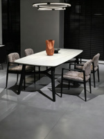 Modernes Design Massivholz Hochwertiger Esszimmerstuhl mit Komfort-Rückenlehne und Einzelarmlehne für Wohnzimmer - Langlebige Wohnmöbel