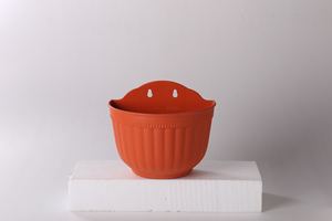 กระถางดอกไม้เรซินแบบแขวนติดผนังและรั้วสำหรับปลูกในร่มกระถางต้นไม้กลางแจ้งระเบียงระเบียง - Product Image 2