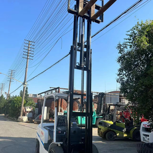 <b>Used</b> Vigoshop TCM FD30 FD50 3 Ton Japan Diesel Forklift with Three Stage Mast Hydraulic System Offroad Hot Sale in Shanghai - Product Image 1
