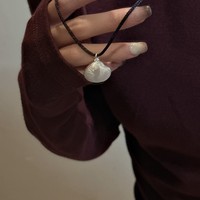 S925 argent Sterling été Style rétro Version coréenne Niche Design mat coquille noir corde collier Simple pendentif colliers