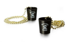 Mini verre à shot de tequila personnalisé de 2 oz, collier à perles, plastique blanc givré jetable, sublimation, fabriqué au Vietnam - Product Image 5