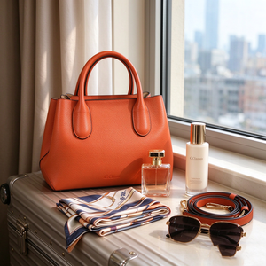 Sac fourre-tout élégant en cuir grainé orange avec poignée supérieure et bandoulière amovible pour femme - Product Image 3