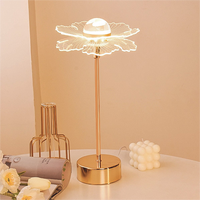 Lampe de table en acrylique en forme de papillon pour chambre d'enfant, dorée, romantique, pour chambre à coucher, chevet, décoration de table pour restaurant, décoration de la maison