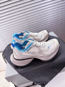 Chaussures de course légères et respirantes multicolores en gros, avec semelles souples et amortissantes, chaussures de tennis luxueuses - Product Image 2