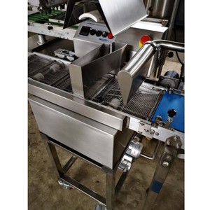 High Quality Fully Automatic Energy Nuts Fruit <b>Bar</b> Chocolate Enrobing Machinery Production Line for Sale - Product Image 5