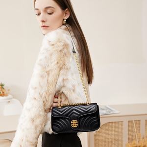 A-257 नए संग्रह शीर्ष परत काउहिट्स महिलाओं के बैग उच्च अंत वास्तविक चमड़े की क्विल्ड चेन ज्यामितीय फैशनेबल महिला हैंडबैग - Product Image 4