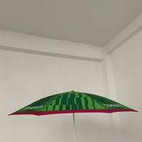 Sombrilla de Playa al por Mayor con Bolsa de Transporte de Tela Densa, Protección UV Impermeable, Estructura de Acero Inoxidable para Uso en Hoteles, Grande y Alta