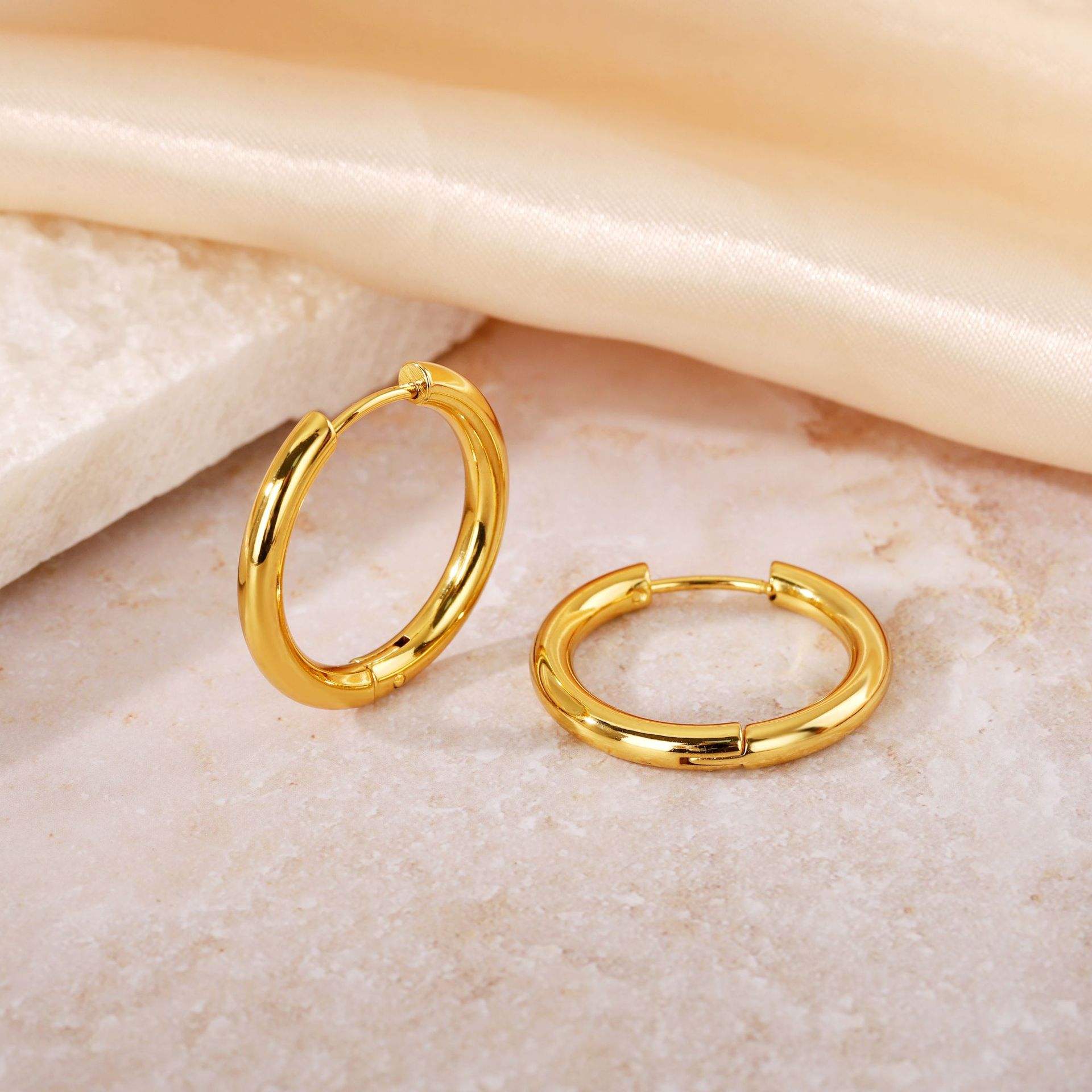 3.0 Diámetro interior dorado de 18 mm