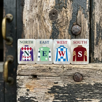 Ensemble de Mahjong de Luxe sur le thème des Courses Hippiques, 160 Pièces, Tuiles Artisanales en Acrylique Nacrées, Motif Jockey, Cadeau Portable pour le Divertissement
