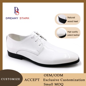 Chaussures blanches brillantes en cuir véritable, logo personnalisé, confortables à lacets, pour l'automne, formelles ou décontractées, de haute qualité, fabriquées à la main en Italie, légères pour mariage - Product Image 2