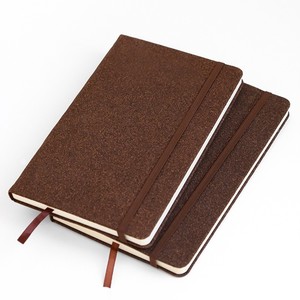 Carnet de notes en liège et marc de café, écologique, durable, naturel, de qualité supérieure, avec bande élastique pour journalisation, planification et prise de notes - Product Image 2