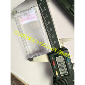 Caja de Sondas Transparente de Material PMMA 69.07x34.83x13.15mm para Uso en Laboratorio - Product Image 2